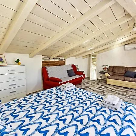 Apartment Fragola *