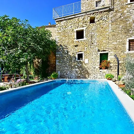 Apartment Fragola Motovun