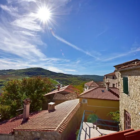 Fragola Apartment