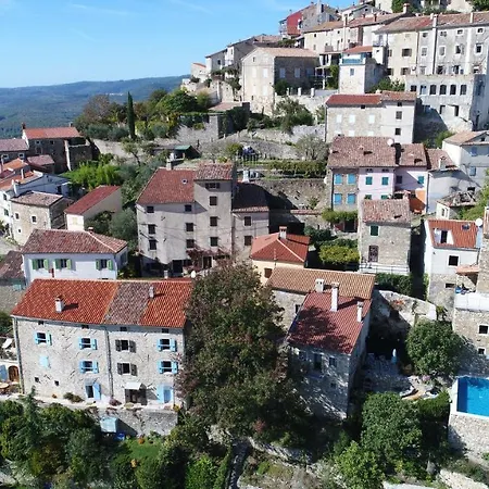 Fragola Apartment *